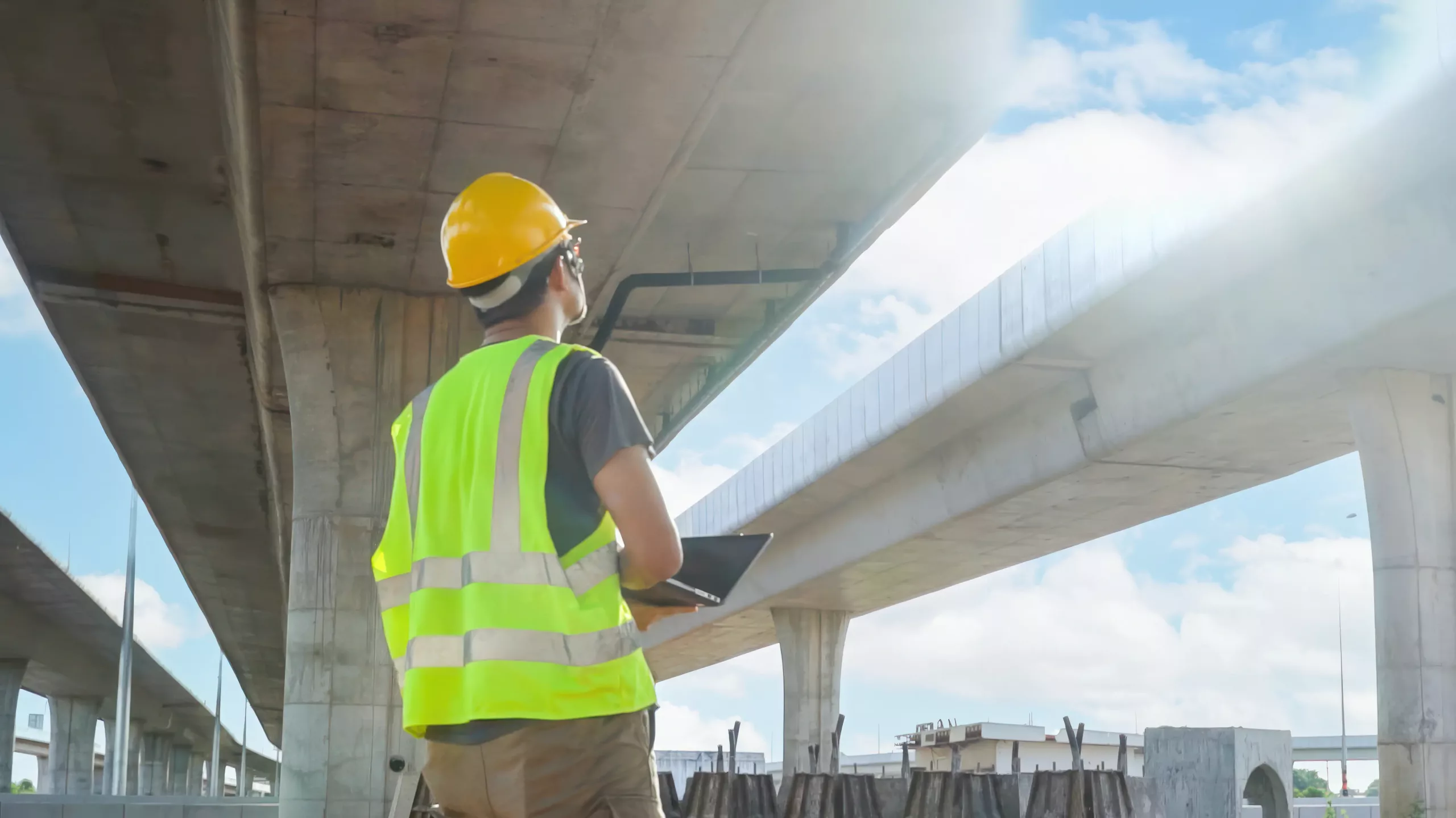 SCG International offers low-carbon structural cement sourcing services for infrastructure projects